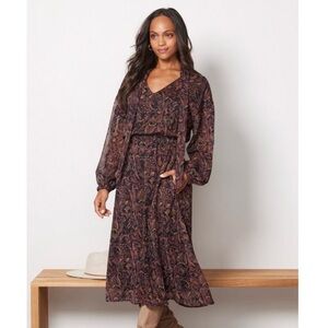 Evereve Black and Brown Paisley Long Sleeve Dress